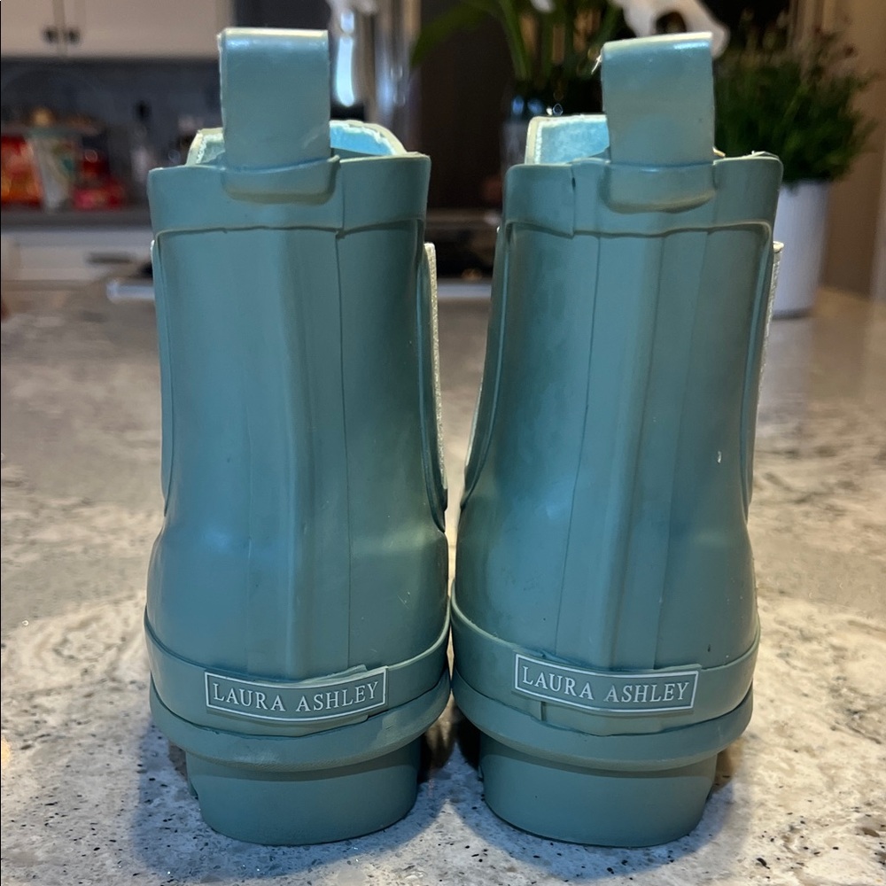 Laura Ashley Sage Garden Rain Boots Size 9 - Picture 7 of 10